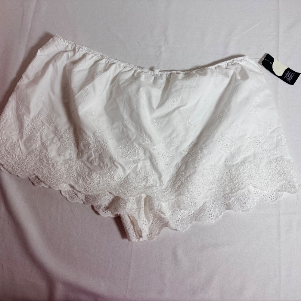 Wild Fable Eyelet Tap Shorts XXL White New Floral Scalloped Bow Loungewear